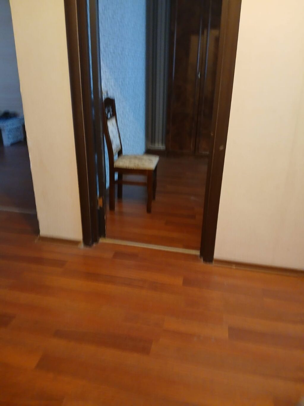 1 NEFER OTAQ YOLDASI XANIM AXTARILIR KOMUNAL DAXIL 150 AZN 2 otaqlı