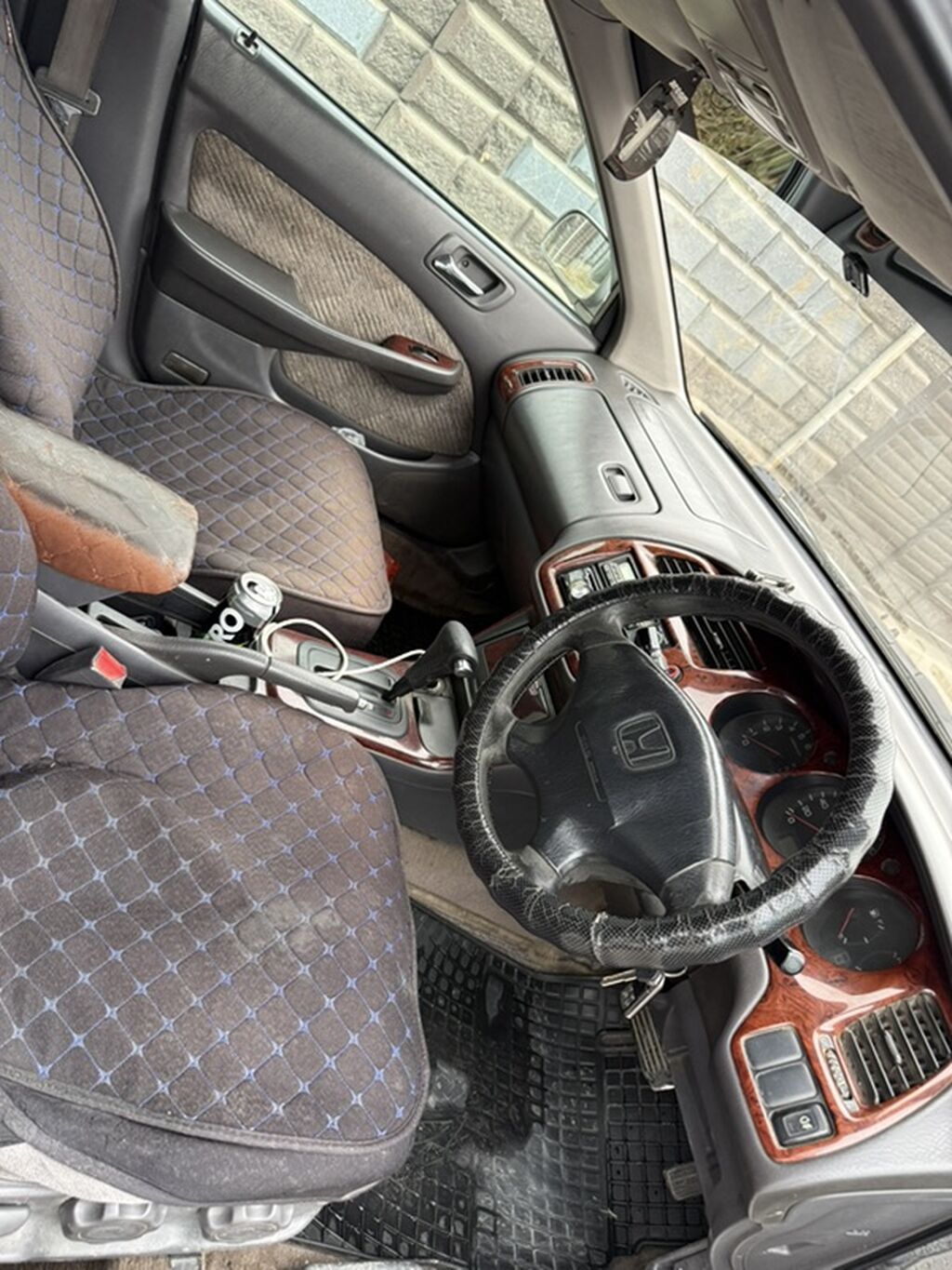 Honda Accord: 1999 г., 2 л, Автомат, Бензин, Седан: фото 7