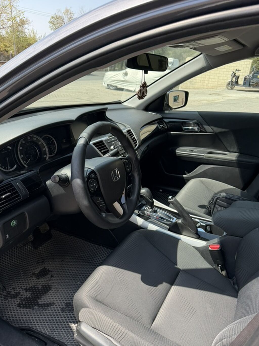 Honda Accord: 2017 г., 2.4 л, Вариатор, Бензин, Седан: фото 6