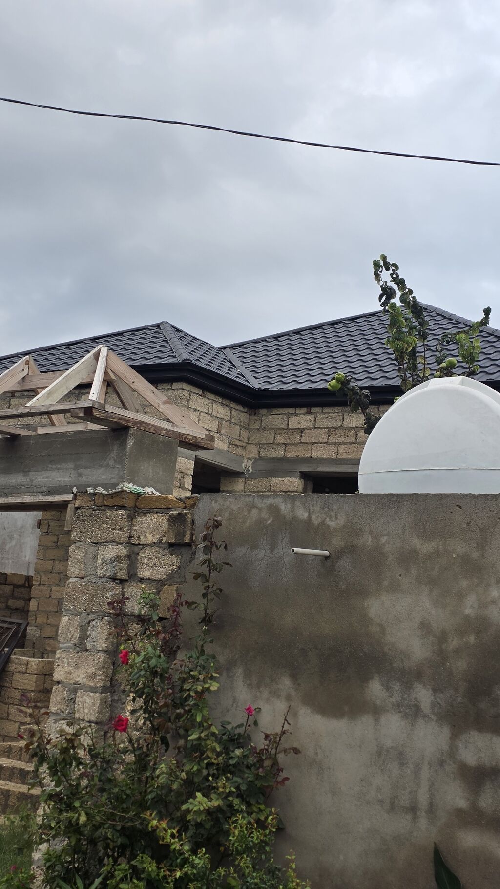 4 otaqlı, 130 kv. m, Kredit yoxdur, Təmirsiz