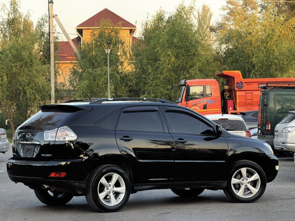 Lexus RX: 2004 г., 3.3 л, Автомат, Бензин, Кроссовер: фото 3
