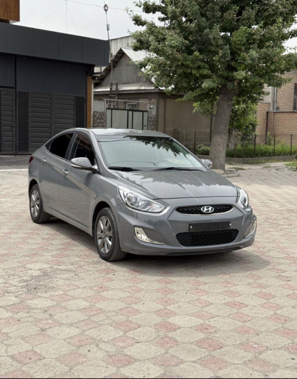 Hyundai Accent: 2019 г., 1.4 л, Автомат, Бензин, Седан: фото 1