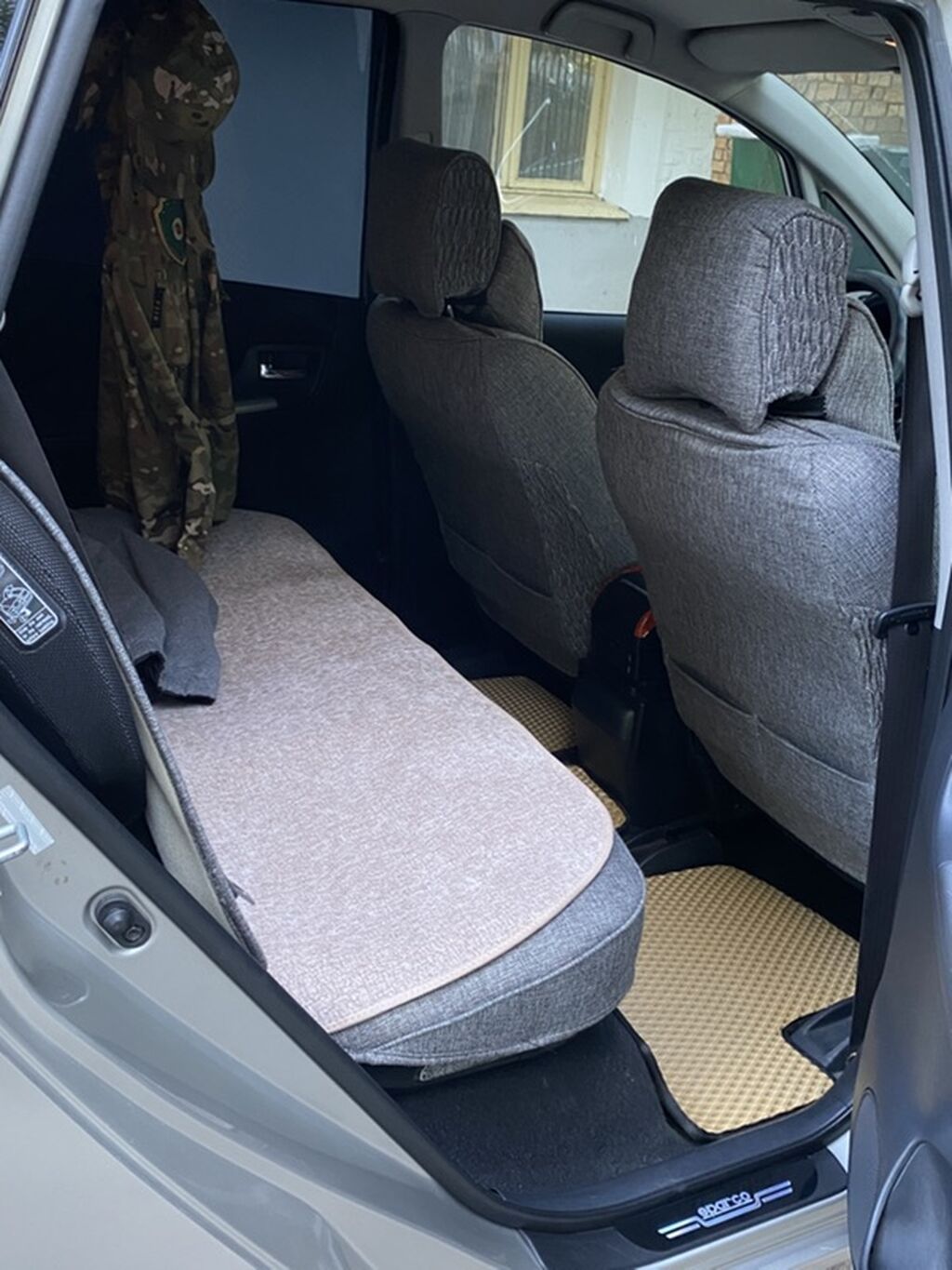 Toyota Corolla Verso: 2002 г., 1.8 л, Механика, Бензин, Минивэн: фото 5