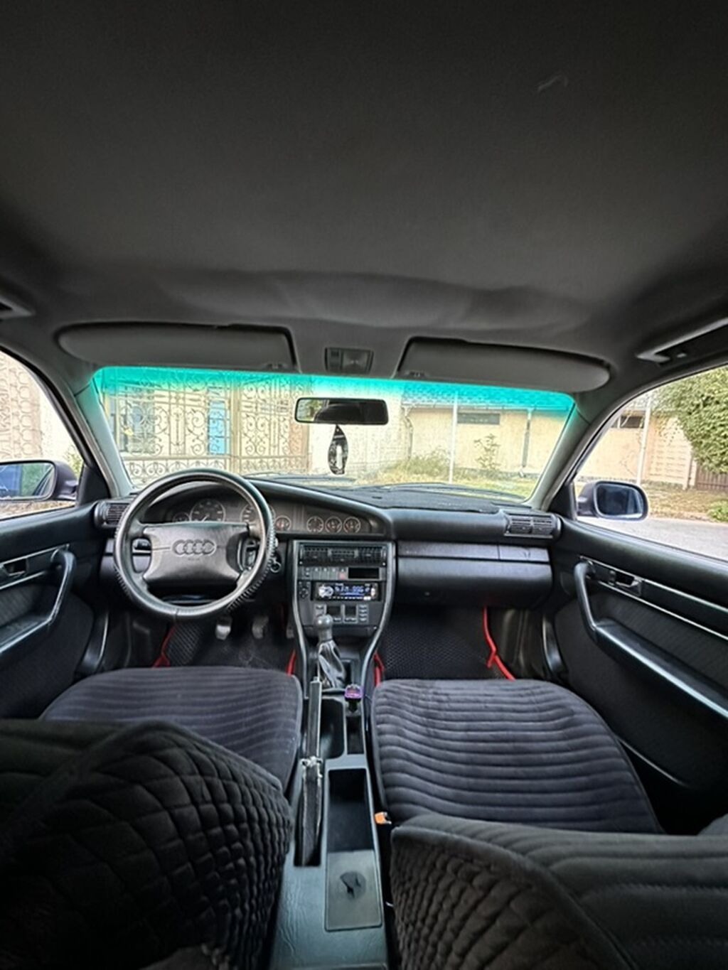 Audi A6: 1995 г., 2.3 л, Механика, Бензин, Седан: фото 6