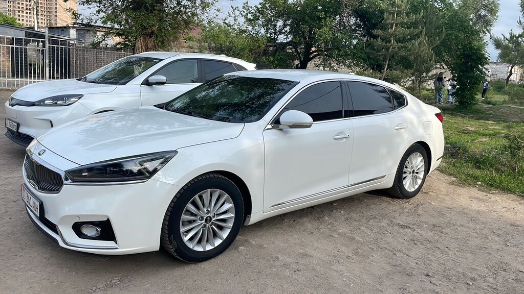 Kia K7: 2017 г., 3 л, Автомат, Газ, Седан: фото 3