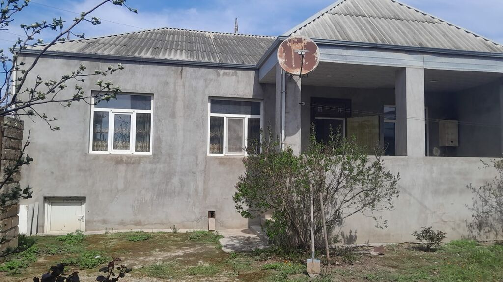 Buzovna 4 otaqlı, 130 kv. m, Kredit var