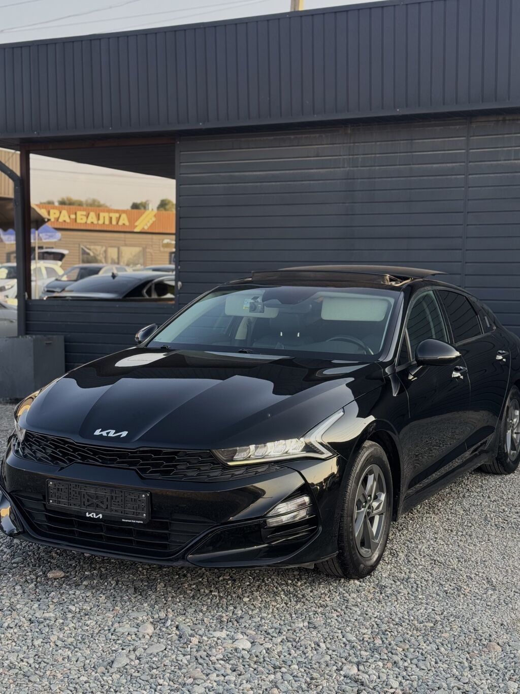 Kia K5: 2022 г., 2 л, Автомат, Газ, Седан: фото 2