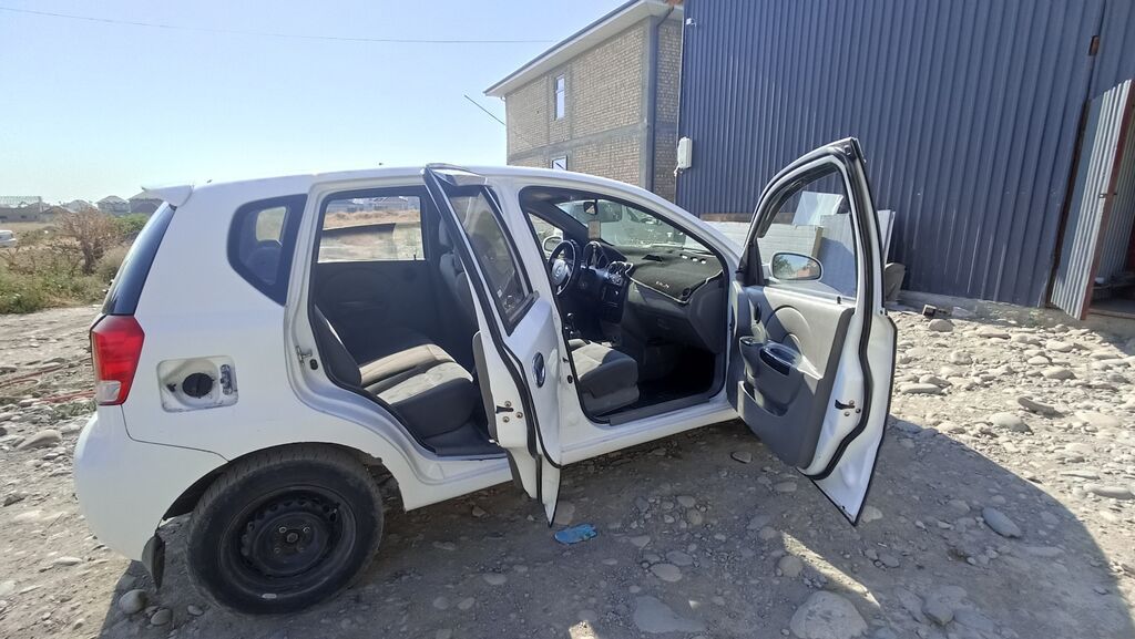 Daewoo Kalos: 2005 г., 1.1 л, Механика, Бензин: фото 2