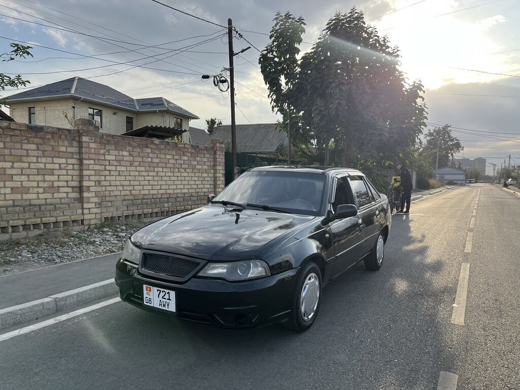 Daewoo Nexia: 2012 г., 1.6 л, Механика, Бензин, Седан: фото 2