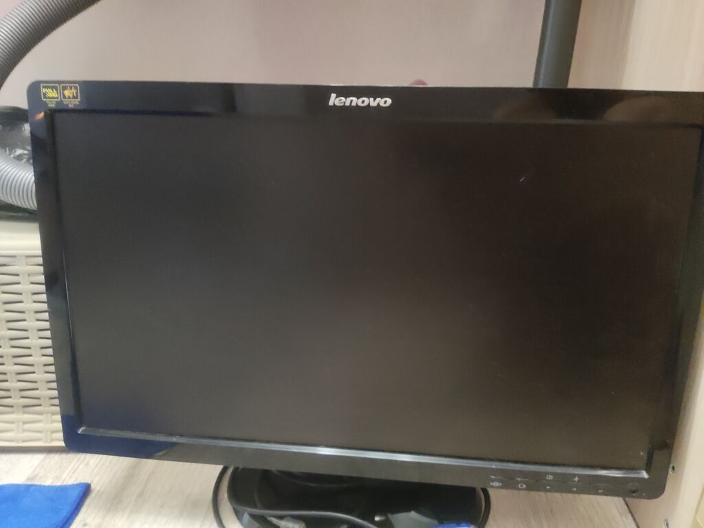 Монитор Lenovo продаем на запчасти: фото 3