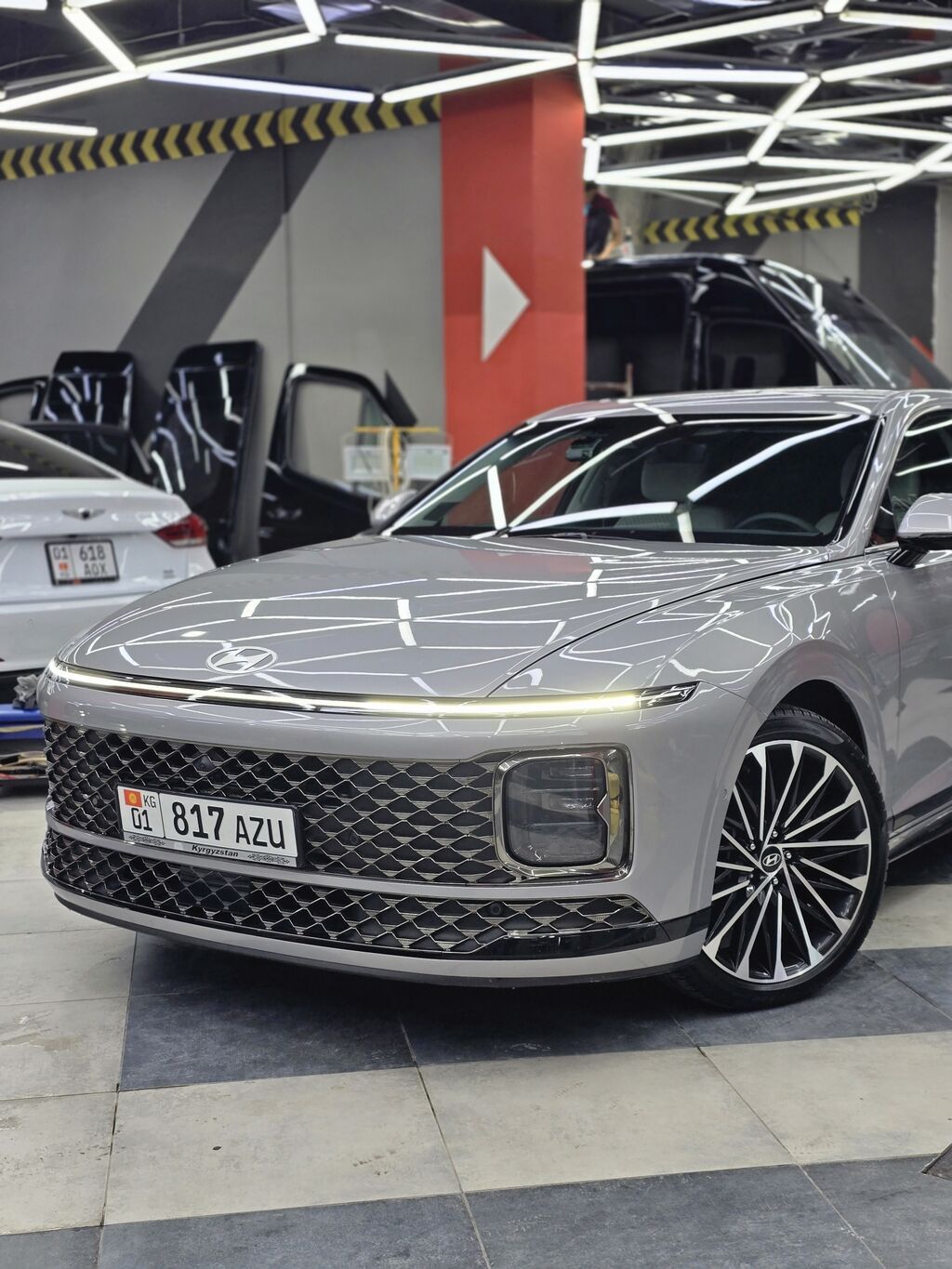 Hyundai Grandeur: 2023 г., 1.6 л, Автомат, Гибрид, Седан — фото 2