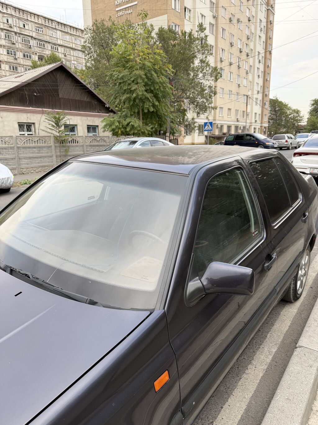 Volkswagen Vento: 1994 г., 1.8 л, Механика, Бензин: фото 8