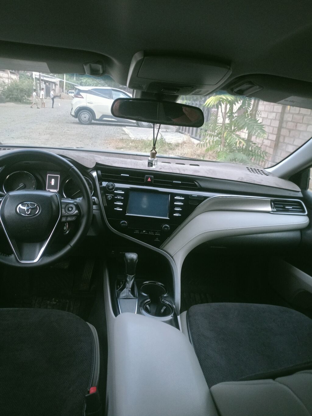Toyota Camry: 2019 г., 2.5 л, Автомат, Бензин, Седан: фото 6
