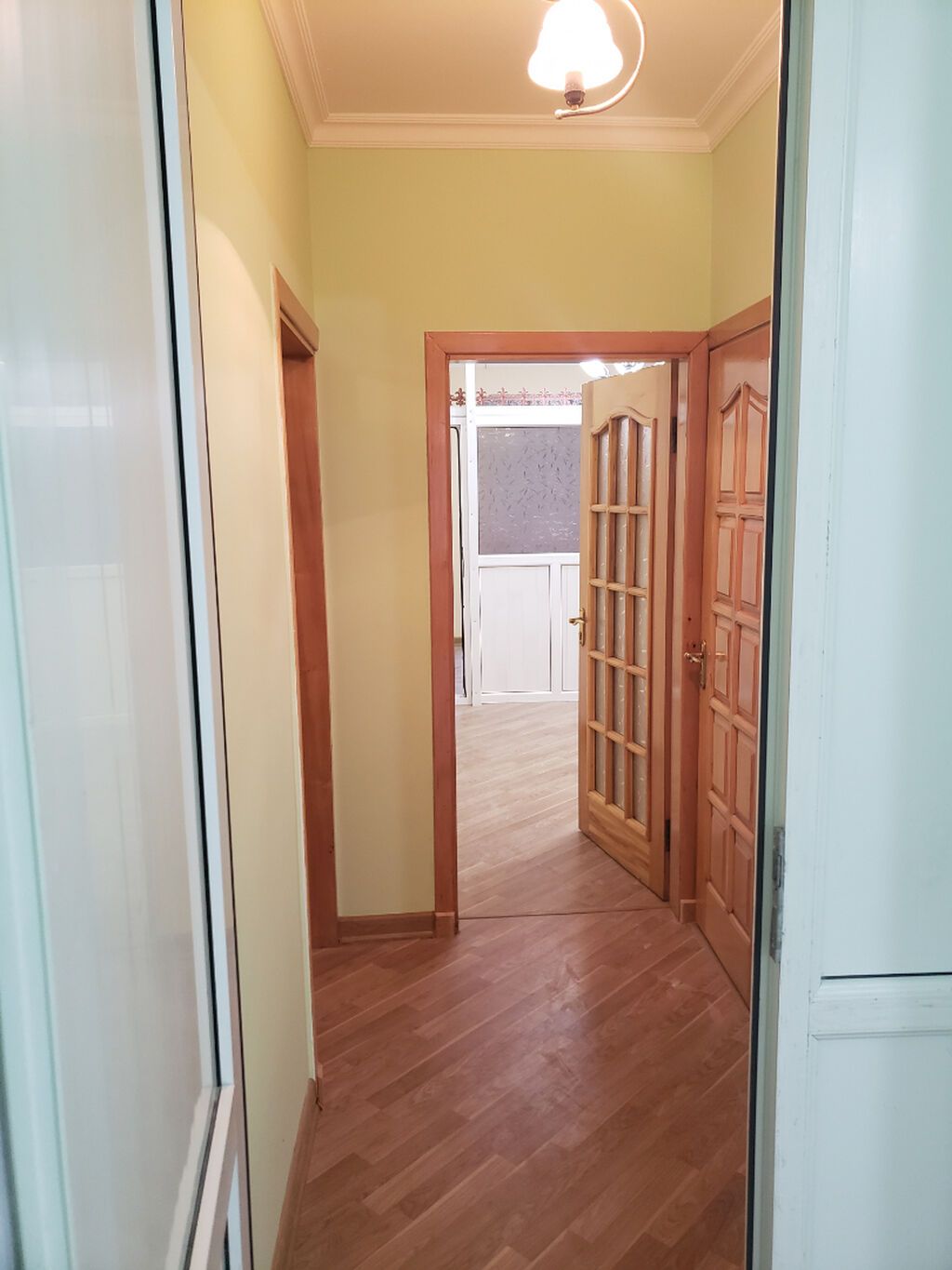 Binəqədi rayonu, 9-cu mikrorayon, Mircəlal küçəsində 4 otaqlı ofis