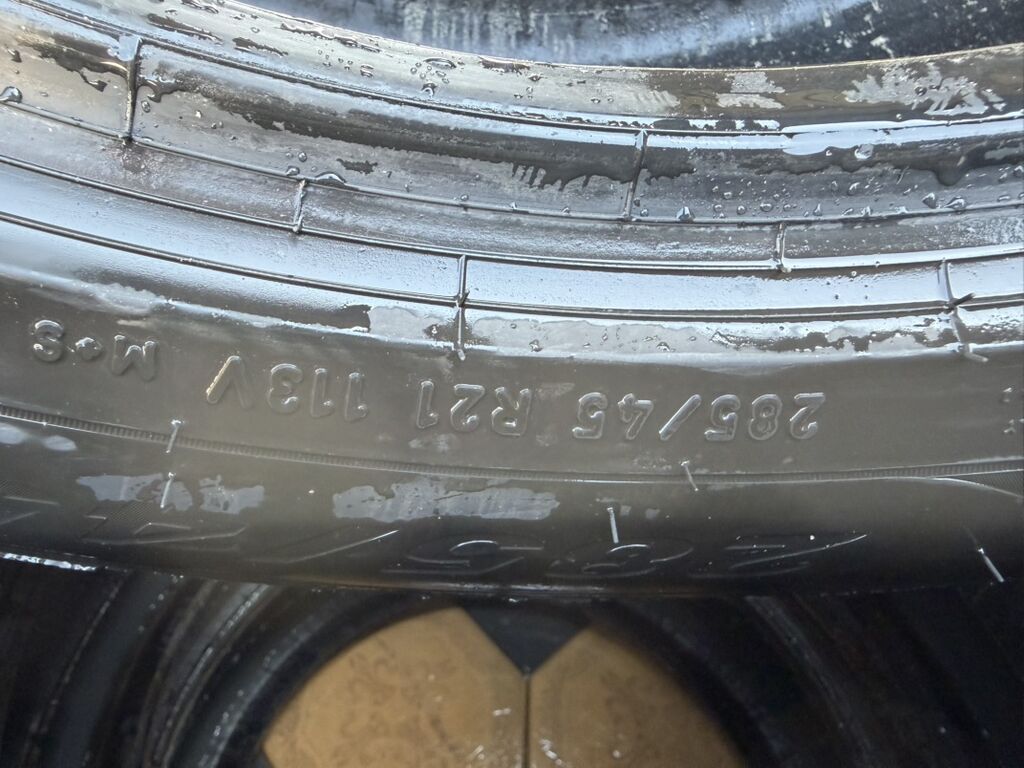 Шины 285 / 45 / R 21, Зима, Б/у, Комплект, Легковые, Италия, Pirelli: фото 7