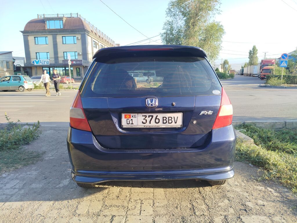 Honda Fit: 2002 г., 1.3 л, Вариатор, Бензин, Хэтчбэк: фото 5