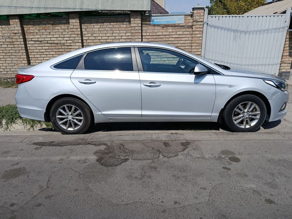 Hyundai Sonata: 2019 г., 2 л, Автомат, Газ, Седан: фото 3