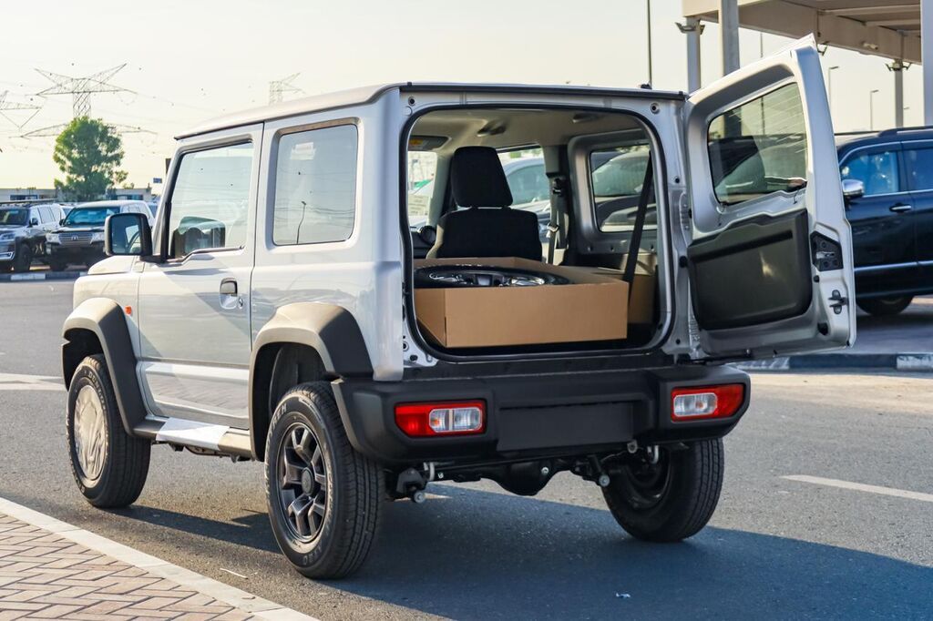 Suzuki Jimny: 2026 г., Внедорожник: фото 5