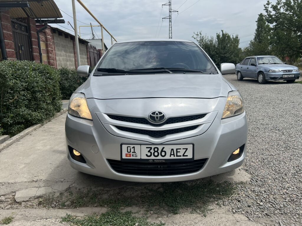 Toyota Yaris 2008, седан, 1.3 л, автомат: фото 6