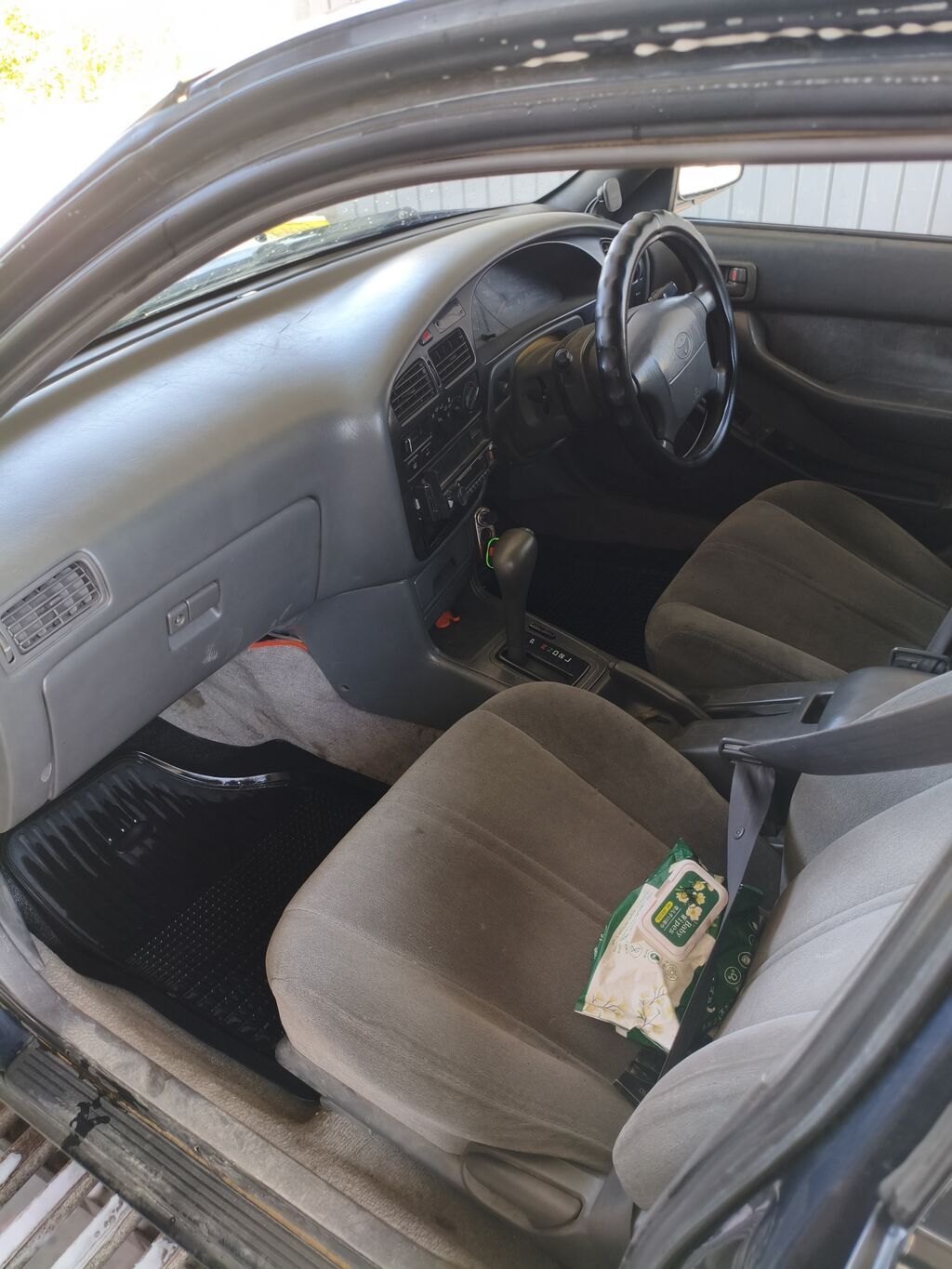 Toyota Camry: 1996 г., 2.2 л, Автомат, Газ, Универсал: фото 5