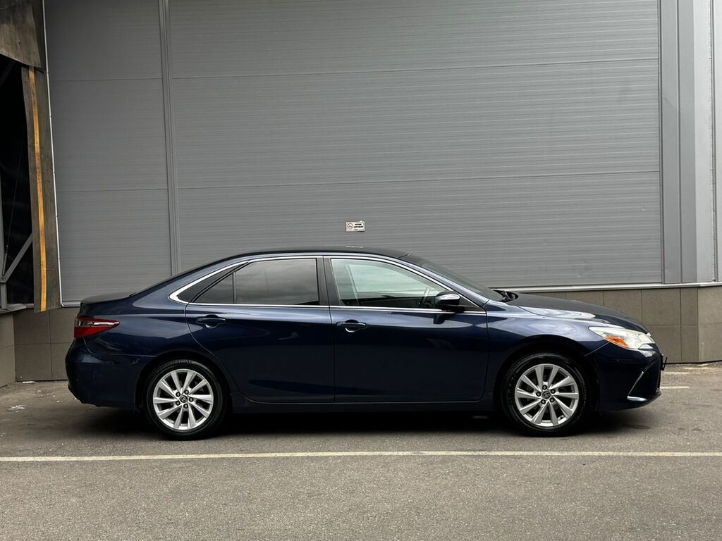 Toyota Camry: 2017 г., 2.5 л, Автомат, Бензин, Седан: фото 3