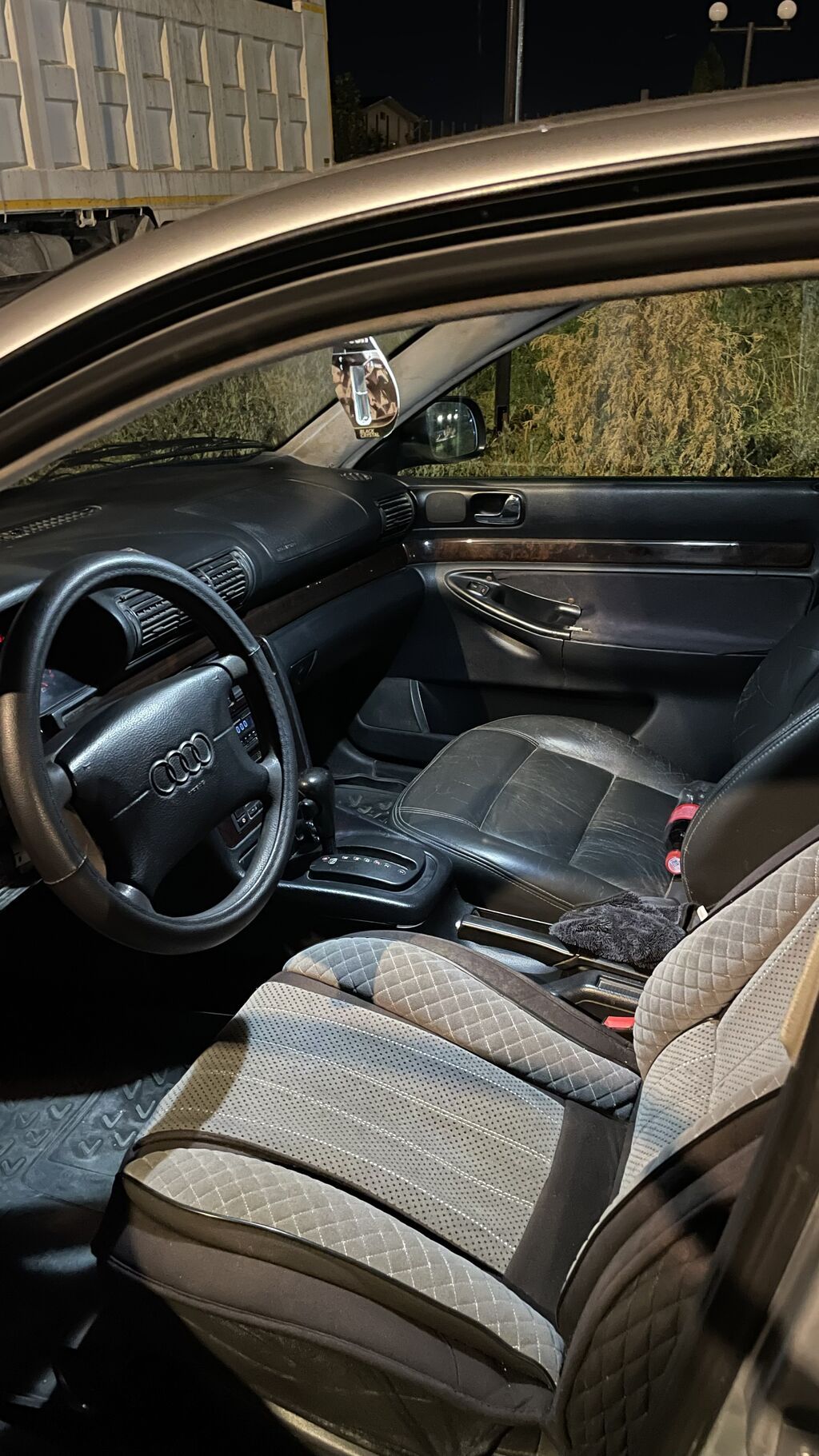 Audi A4: 1996 г., 1.8 л, Автомат, Бензин, Седан: фото 8