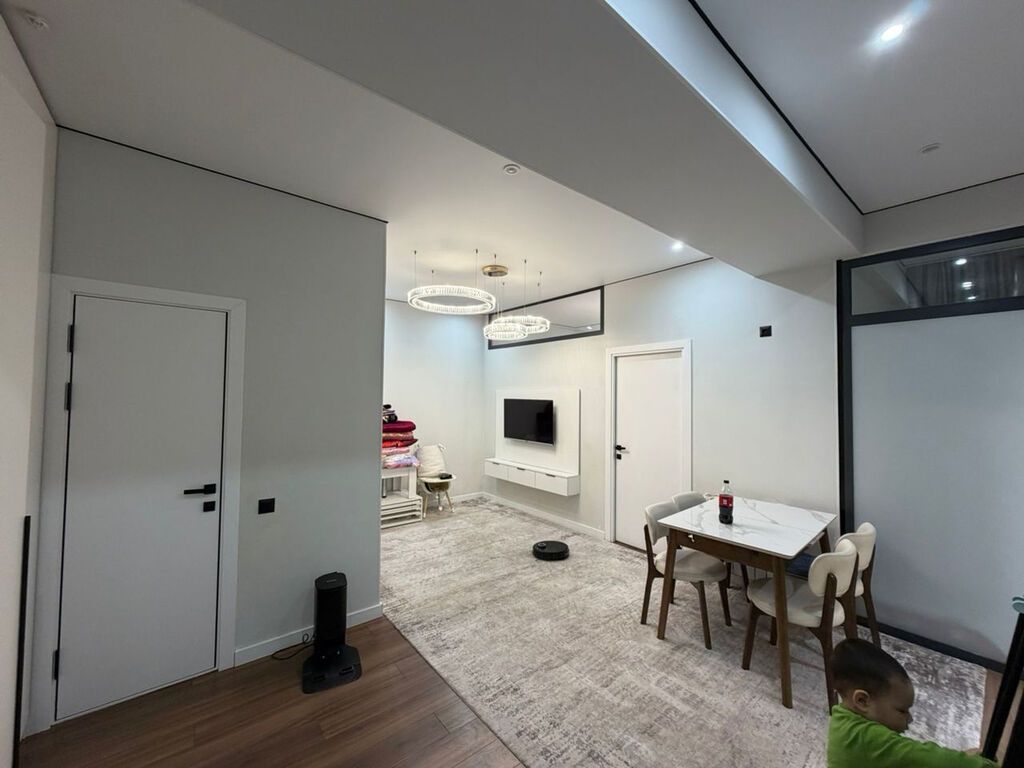 2 комнаты, 53 м², Асанбай мкр Элитка, 2 этаж, Евроремонт: фото 3