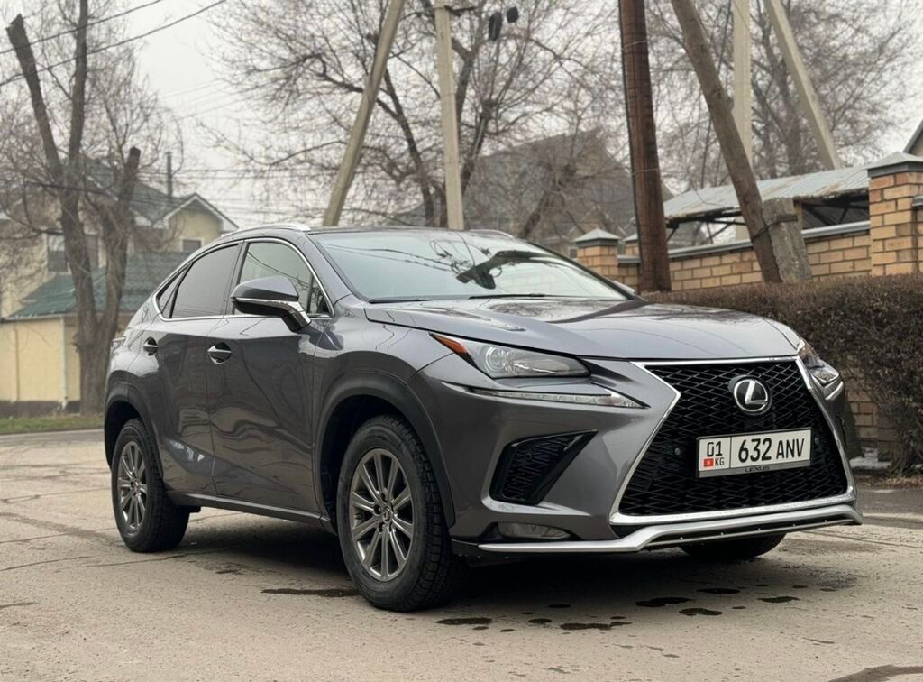 Lexus NX: 2016 г., 2 л, Автомат, Бензин, Кроссовер: фото 2