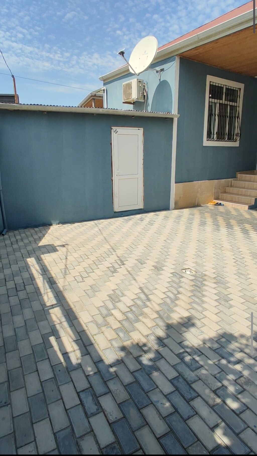 3 otaqlı, 90 kv. m, Kredit yoxdur, Yeni təmirli
