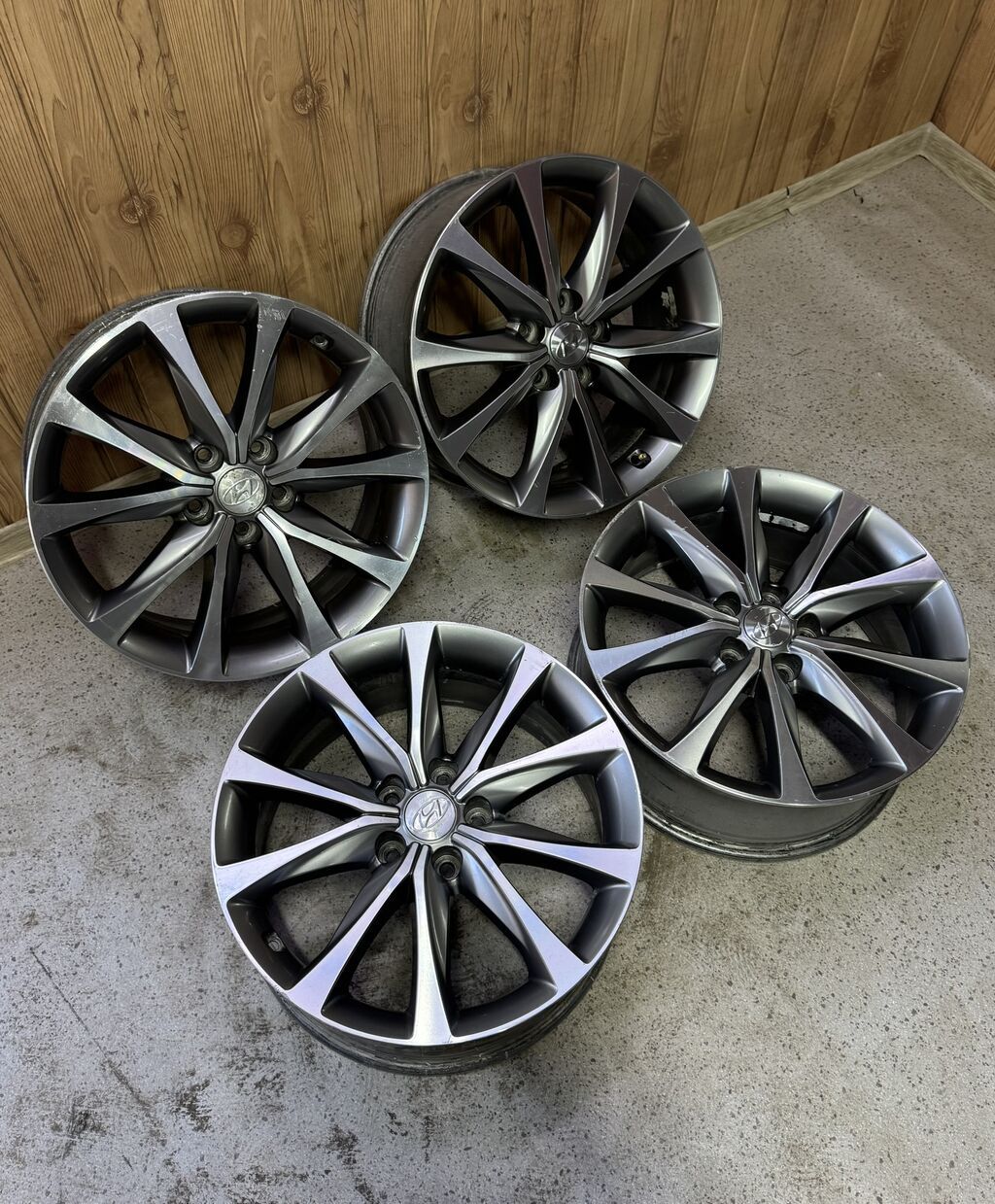 Литые Диски R 18 Hyundai, Комплект, отверстий - 5, Б/у: фото 3