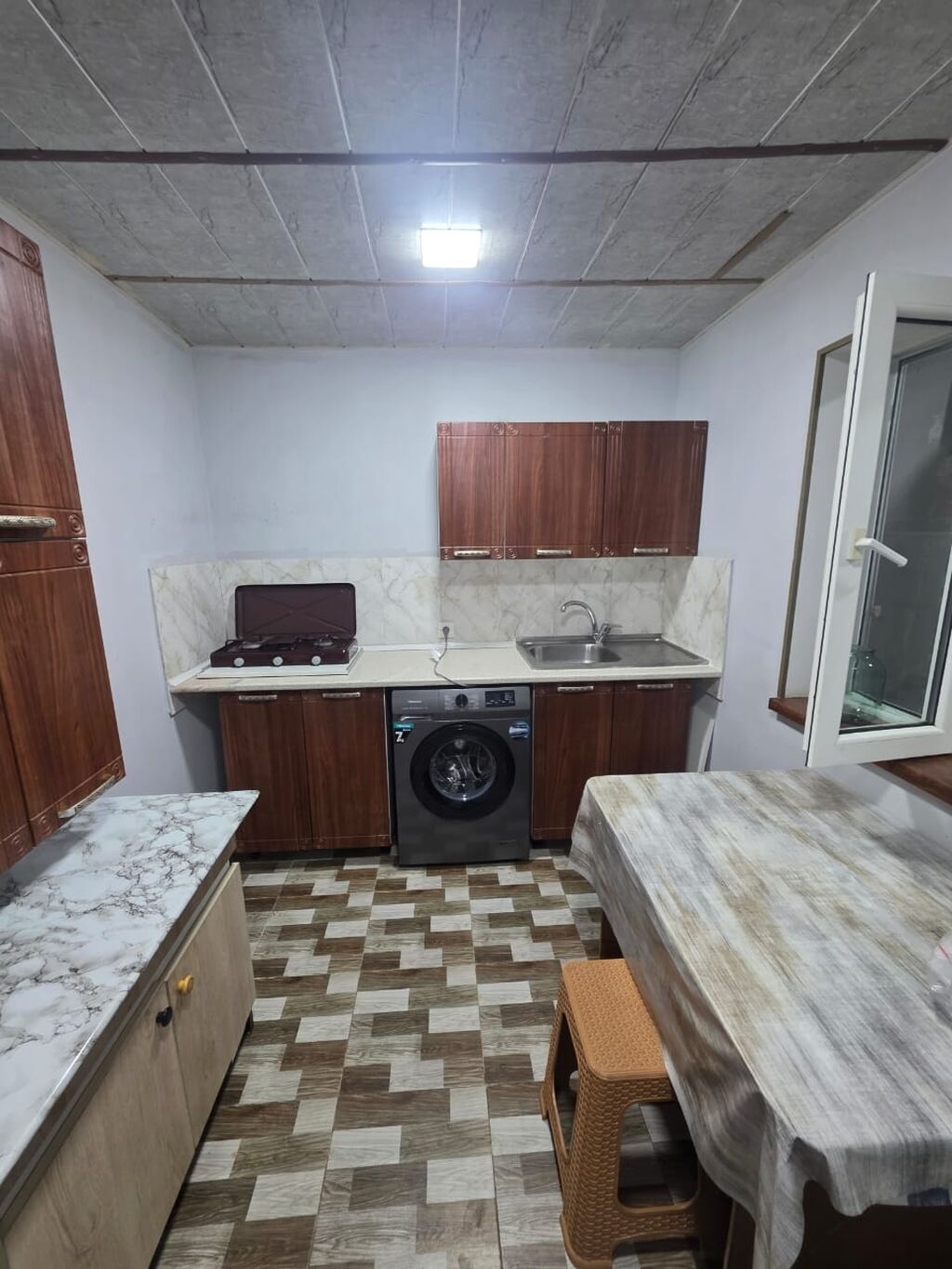 2 otaqlı, 35 kv. m, Orta təmir