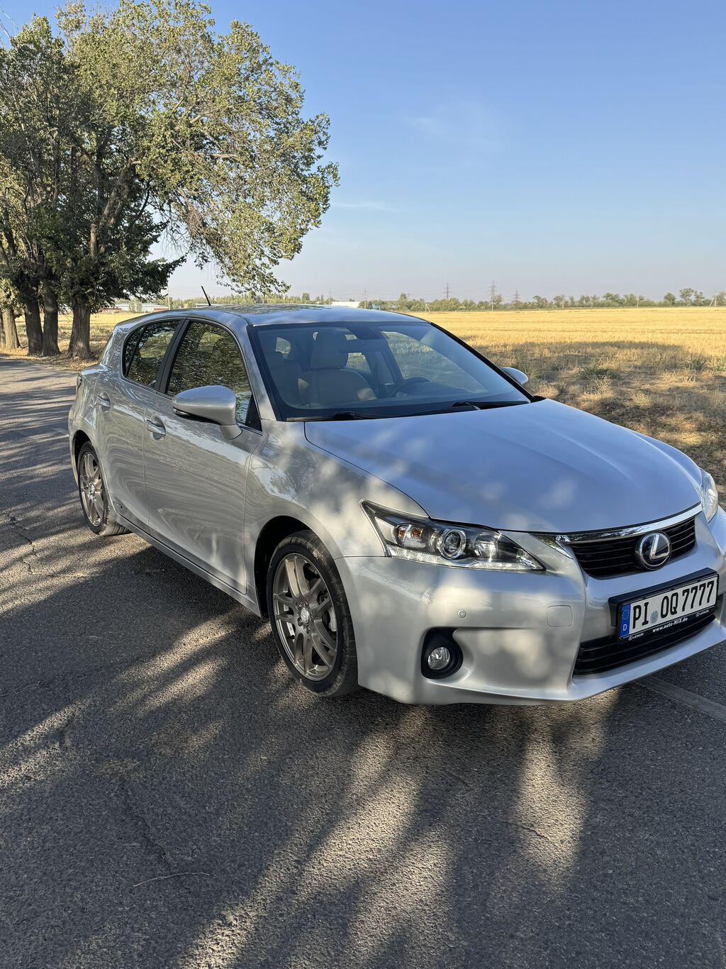 Lexus CT: 2012 г., 1.8 л, Вариатор, Гибрид, Хэтчбэк: фото 4