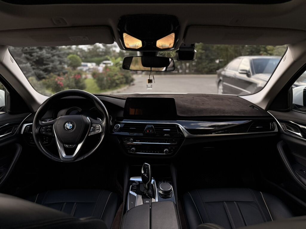 BMW 5 series: 2018 г., 1.8 л, Автомат, Дизель, Седан: фото 4