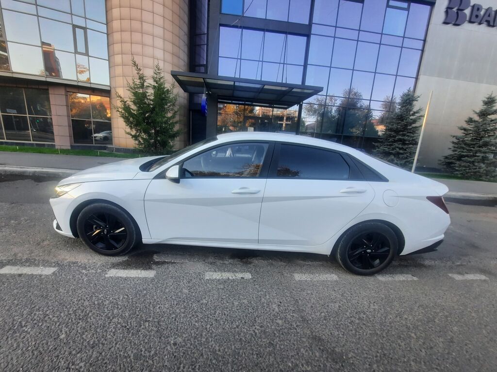 Hyundai Avante, 2022 г., 1.6 л, автомат, седан: фото 5