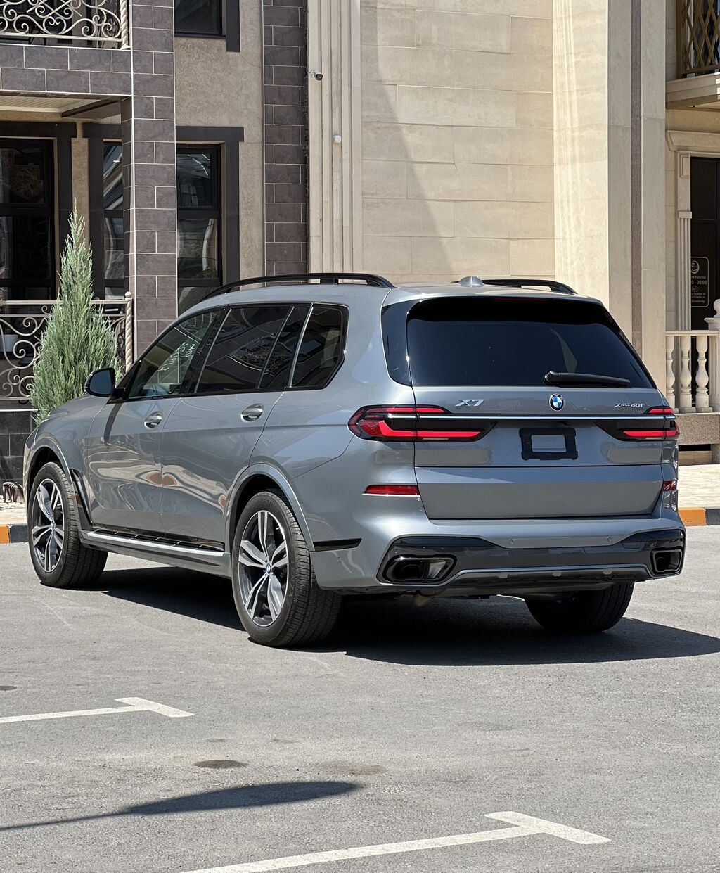 BMW X7: 2022 г., 3 л, Автомат, Бензин, Кроссовер: фото 6