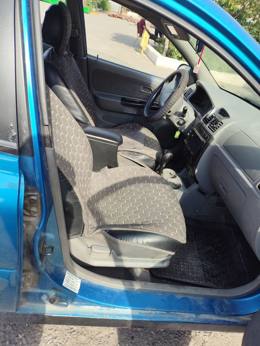 Kia Rio: 2003 г., 1.5 л, Автомат, Бензин, Универсал — фото 8