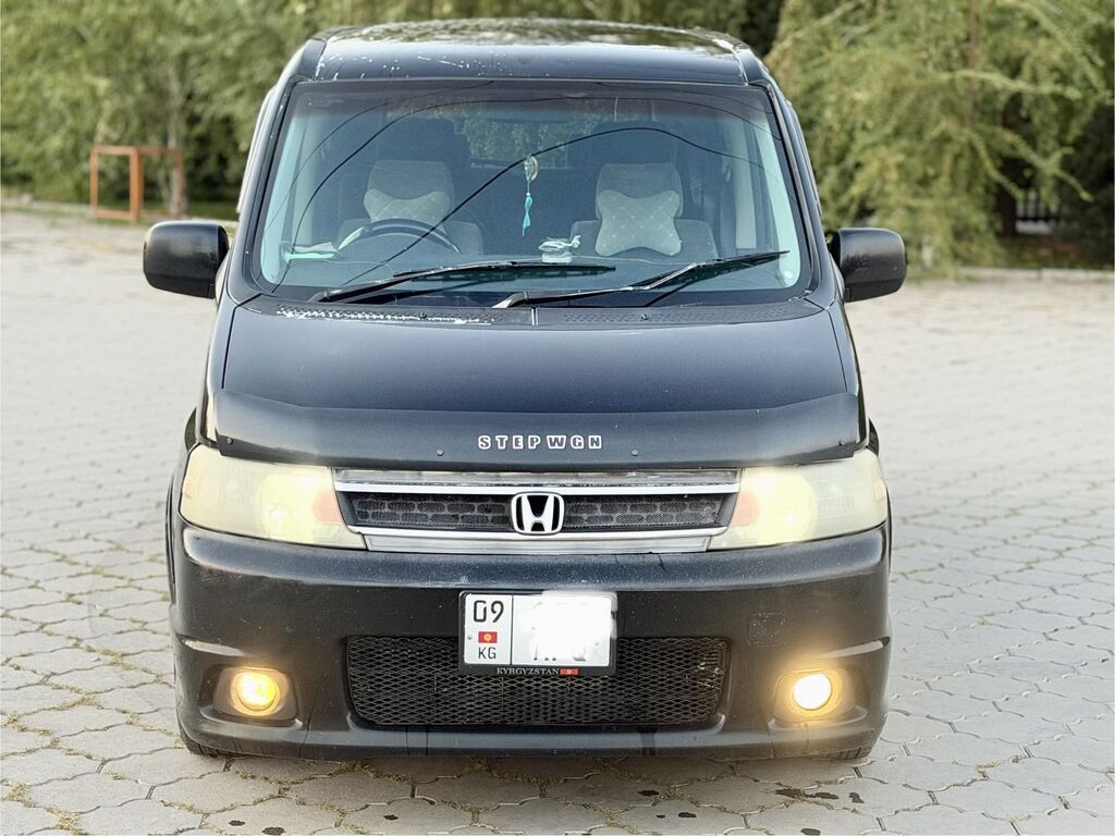 Honda Stepwgn: 2003 г., 2 л, Автомат, Бензин, Минивэн: фото 3