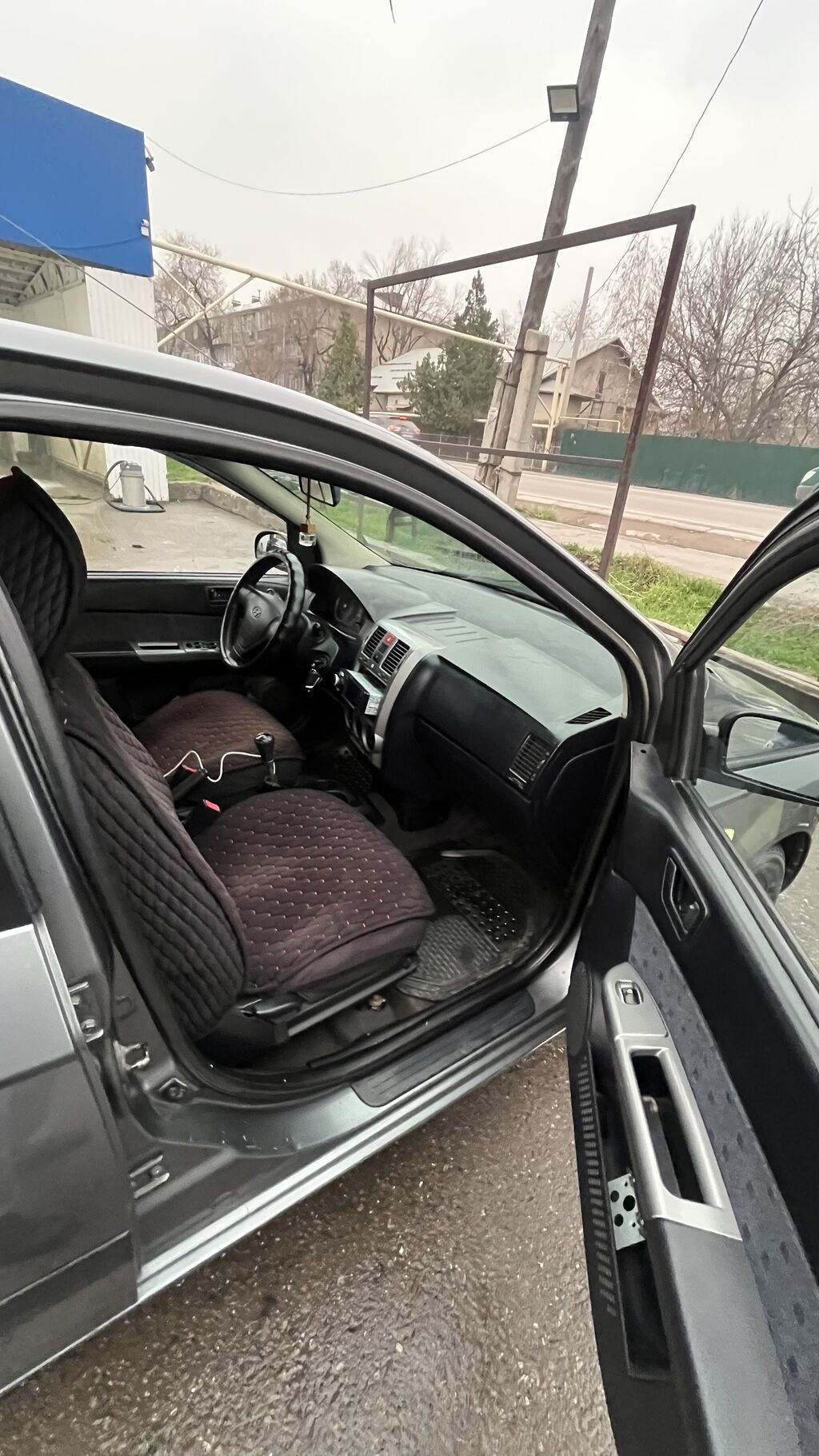 Hyundai Getz: 2004 г., 1.3 л, Механика, Бензин, Седан: фото 2