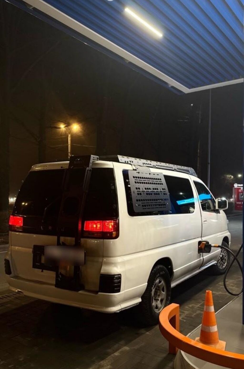 Nissan Elgrand: 1998 г., 3.3 л, Автомат, Бензин, Минивэн: фото 8