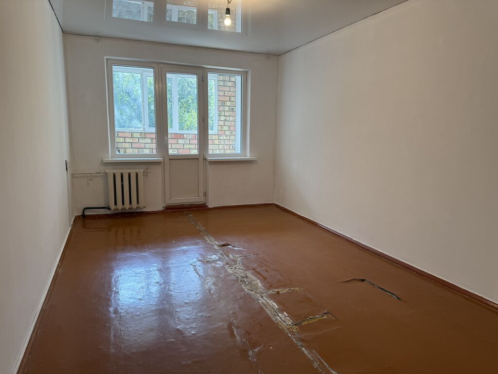 2 комнаты, 44 м², 5 мкр 104 серия, 4 этаж, Косметический ремонт: фото 2
