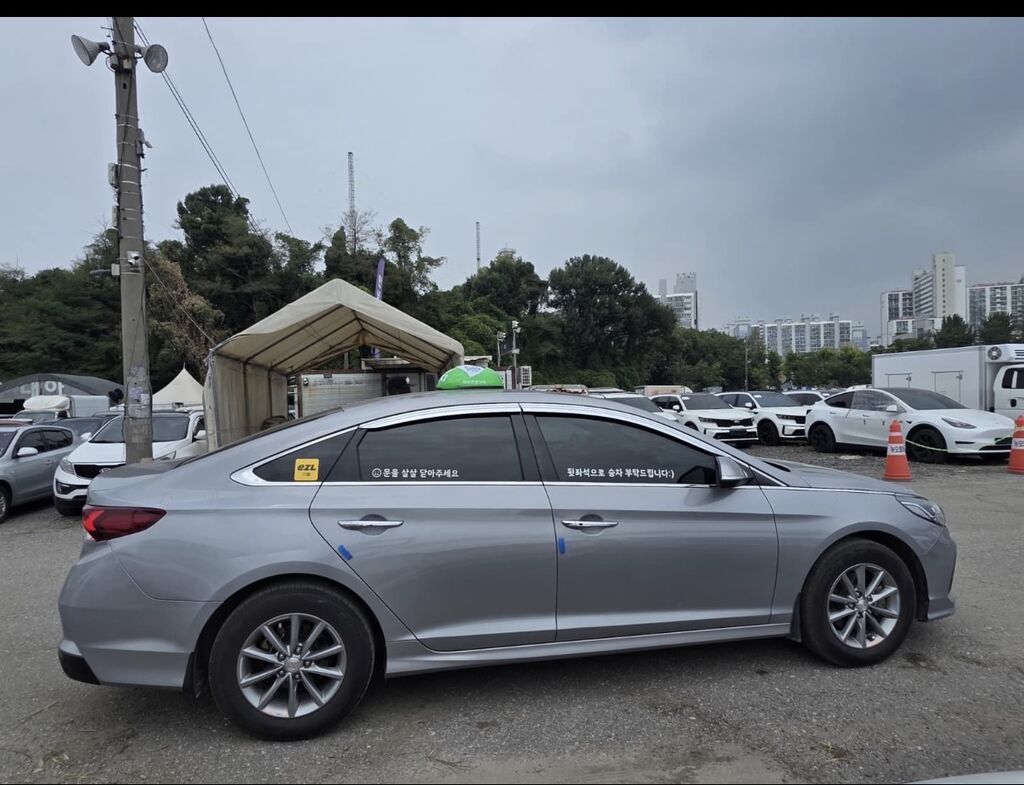 Hyundai Sonata: 2023 г., 2 л, Автомат, Газ, Седан: фото 3