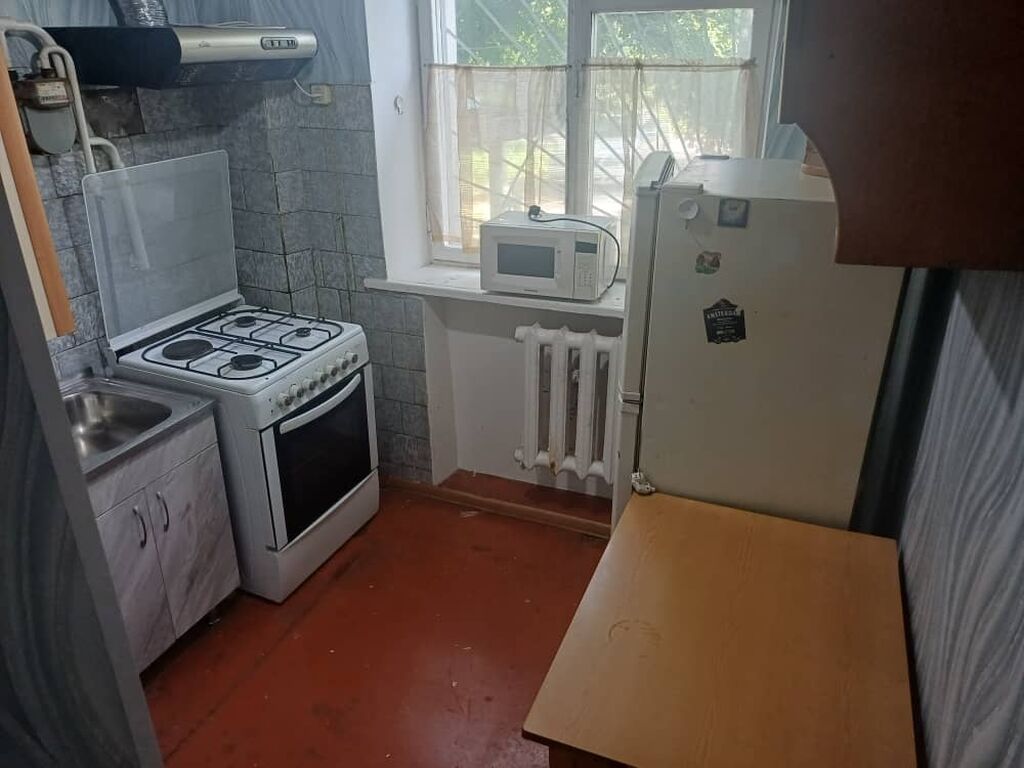 2 комнаты, 42 м², Индивидуалка, 1 этаж, Косметический ремонт: фото 1