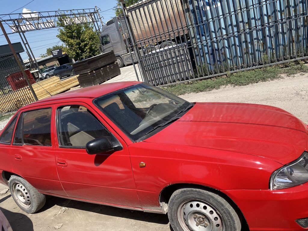 Daewoo Nexia: 2007 г., 1.5 л, Механика, Седан: фото 3