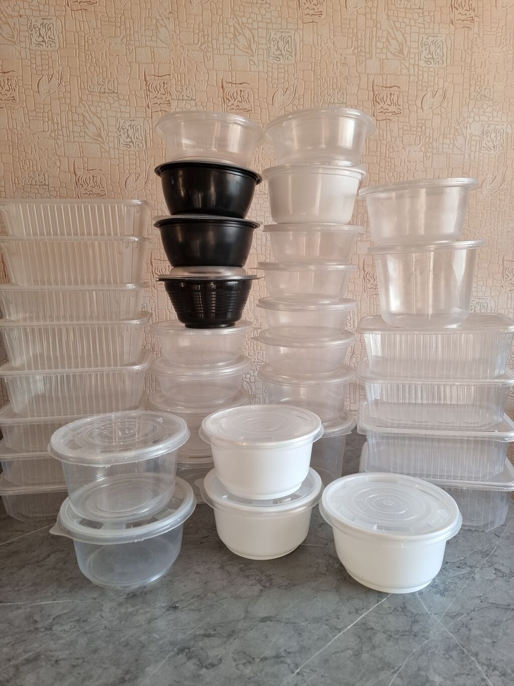 Одноразовые пластиковые контейнеры для еды, с: 300 KGS Другая посуда .