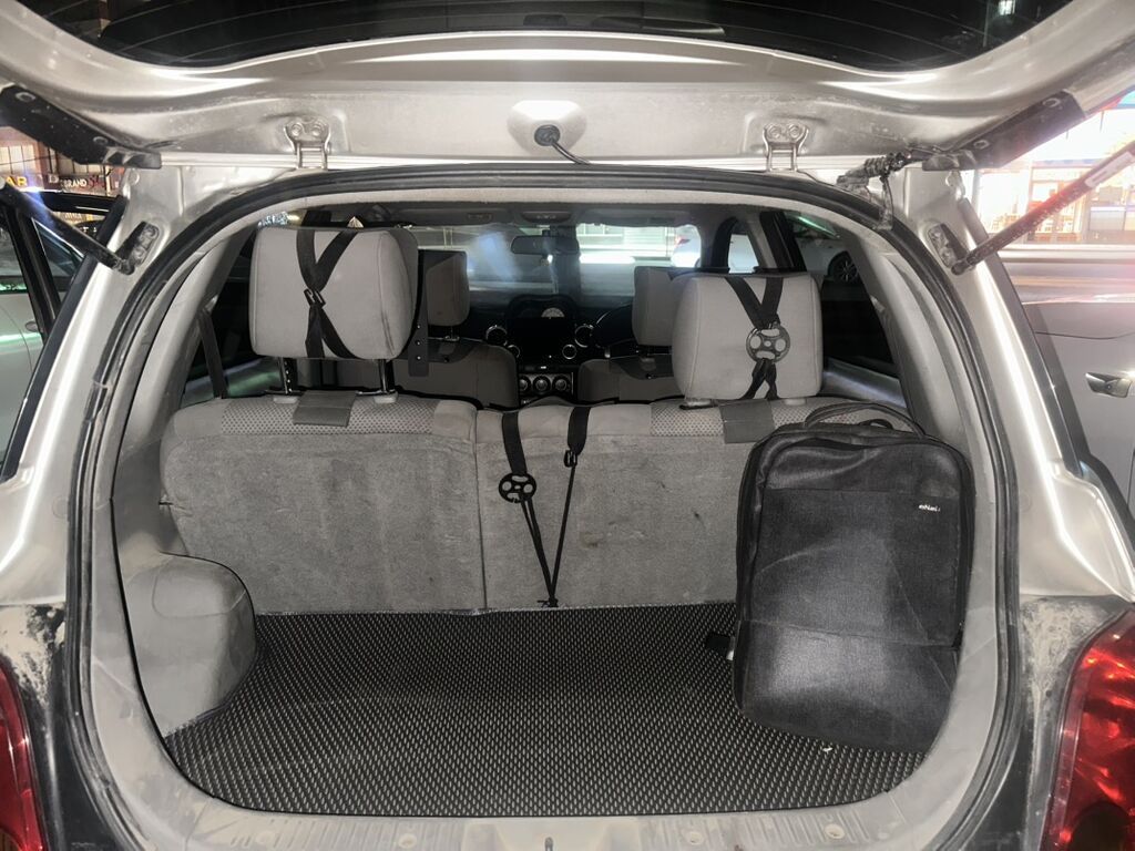 Toyota Ist: 2002 г., 1.3 л, Автомат, Бензин, Хэтчбэк: фото 6
