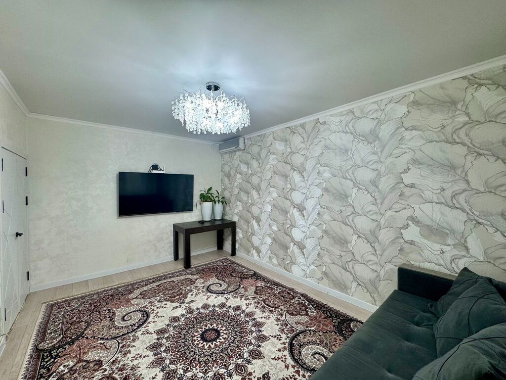 3 комнаты, 75 м², 6 мкр 106 серия, 8 этаж, Свежий ремонт: фото 4