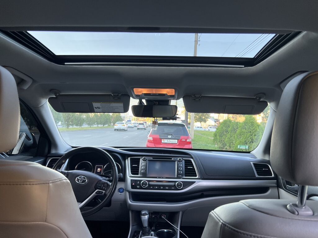Toyota Highlander: 2019 г., Гибрид, Кроссовер: фото 8