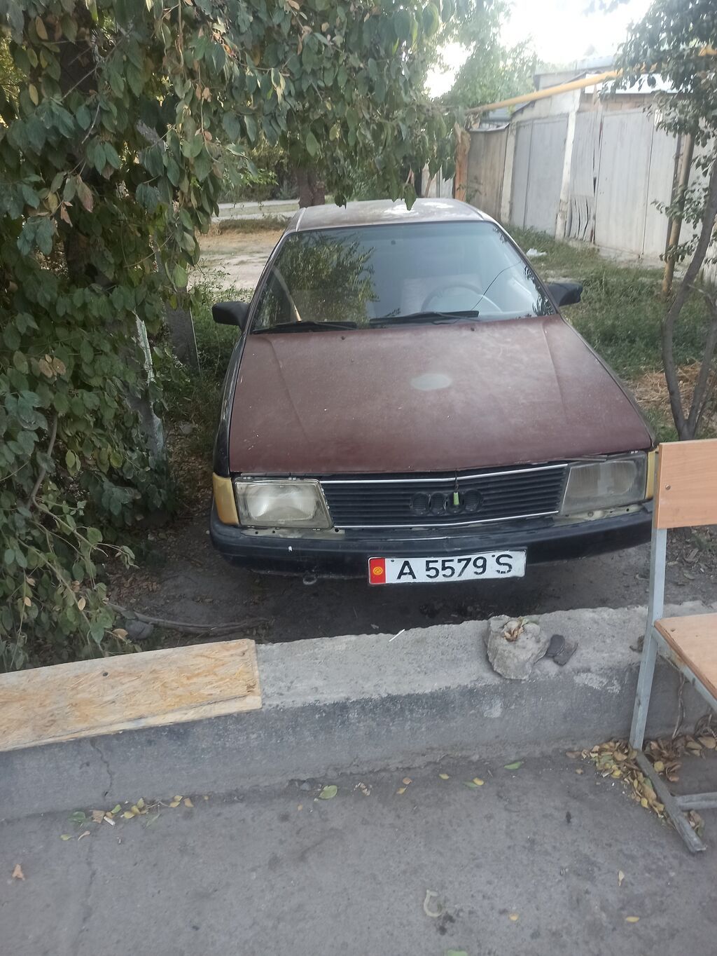 Audi 100: 1989 г., Механика, Седан: фото 1