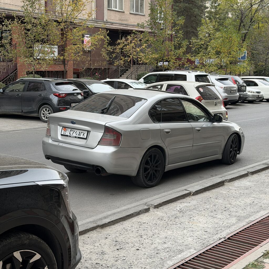 Subaru Legacy: 2003 г., 2 л, Автомат, Бензин, Седан: фото 4