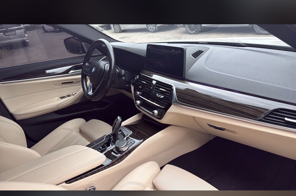 BMW 5 series: 2020 г., Автомат, Бензин, Седан: фото 2